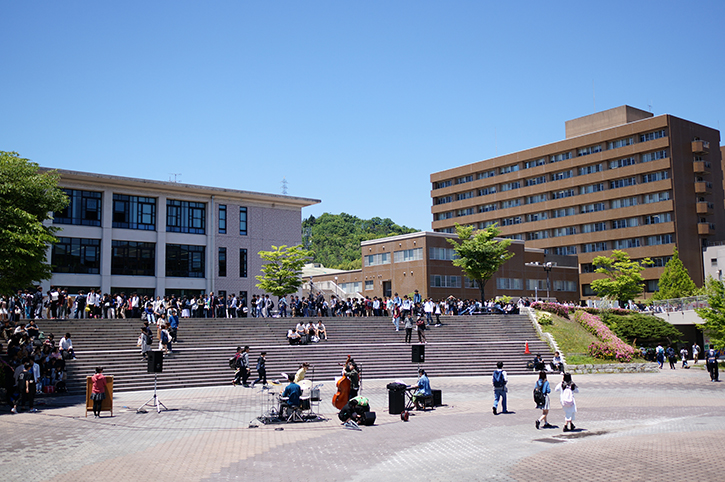 広島大学　Hiroshima University
