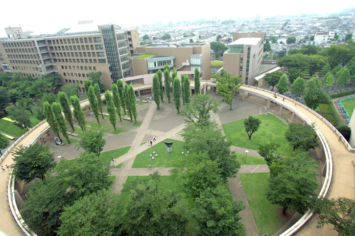 東京外国語大学 Tokyo University of Foreign Studies